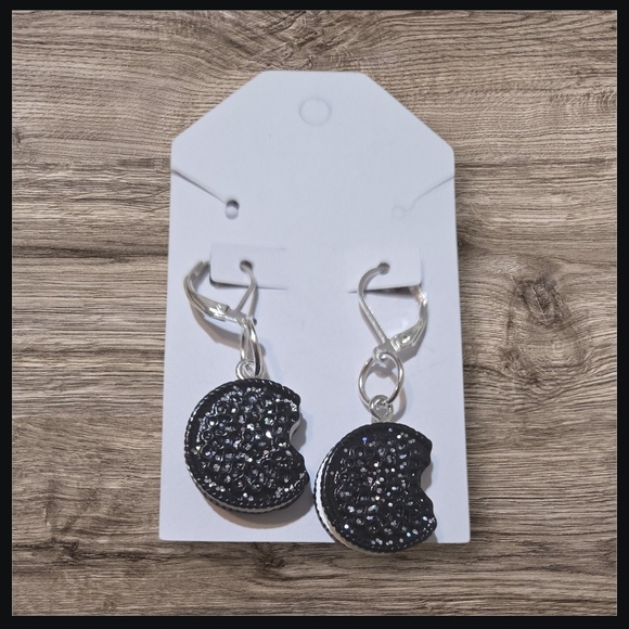 Jewelry - Oreo Earrings